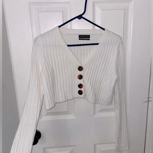 URBAN OUTFITTERS WHITE LONG SLEEVE CROP TOP / CARDIGAN